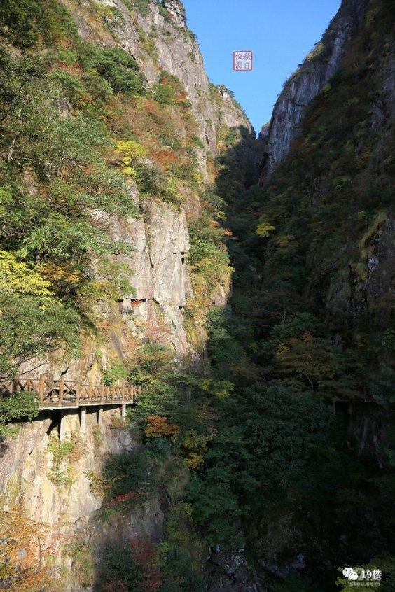 岩浆地牢